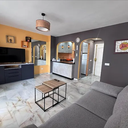 Spacious With 3 Pools Very * Benalmádena